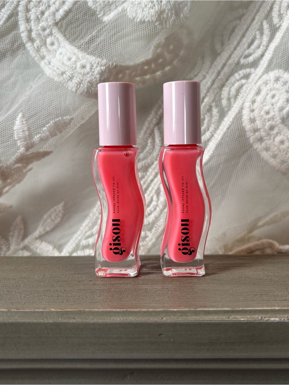 Gisou Raspberry Swirl honey infused lip oil